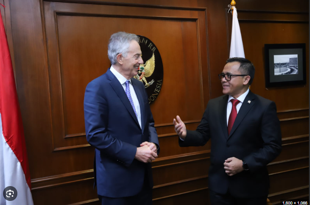 Eks PM Inggris Tony Blair