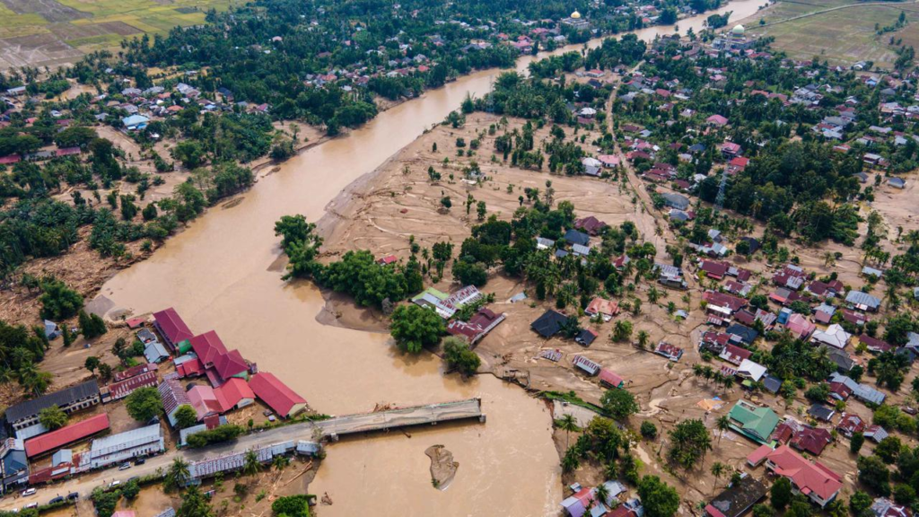 BNPB Update 770 Tewas, 463 Hilang Banjir-Longsor Sumatra 2025 — Fakta & Dampaknya