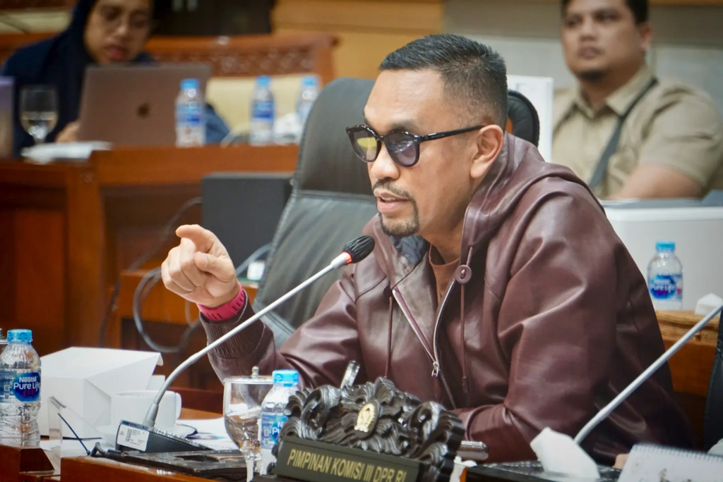 Sahroni Kembali Pimpin Komisi III DPR 2026