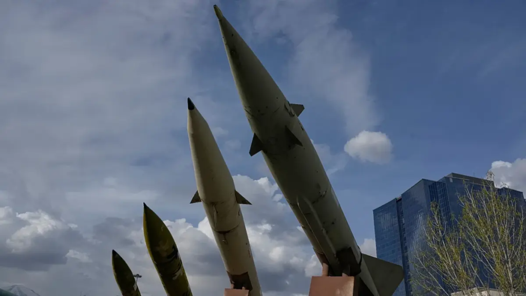 Iran Tolak Negosiasi dengan AS di Bawah Ancaman, Gencatan Berakhir 22 April